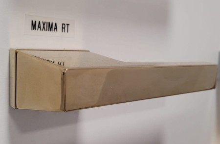 Klamka Maxima z szyldem ukrytym, mosiądz błyszczący PVD Corona