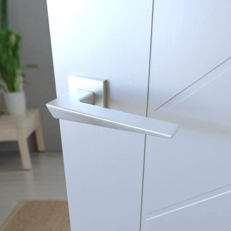 Klamka Vega KVG M700 rozeta kwadratowa chrom - mat Infinity Line