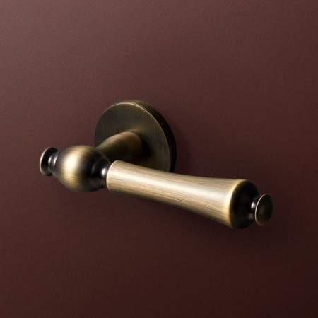 Klamka FADO FIT cuero szyld okrągły VDS