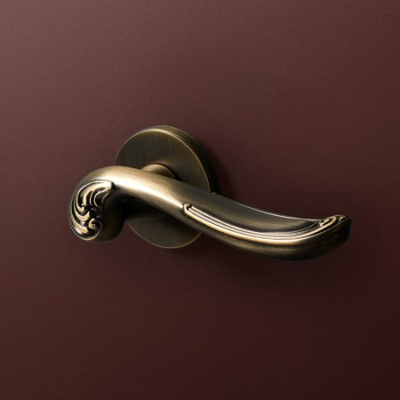 Klamka ERIS FIT cuero szyld okrągły VDS