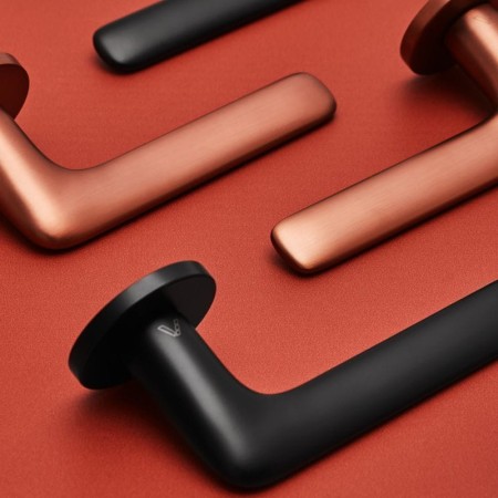 Klamka ONO FIT czarna szyld okrągły VDS