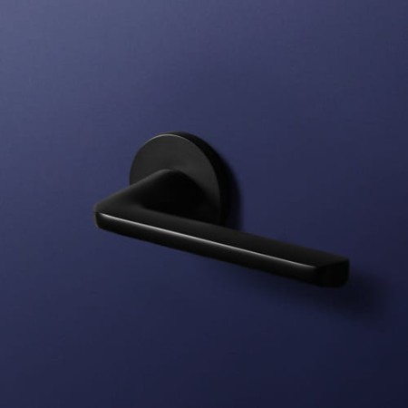 Klamka YOKO Fit rozeta okrągła R68F czarna VDS