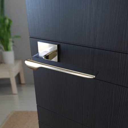 Klamka Linea KLIN S 700 chrom - połysk szyld kwadratowy slim Italian Design