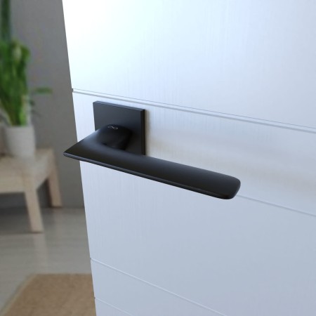 Klamka Giulietta KGUL S B00 czarna szyld kwadratowy slim Italian Design