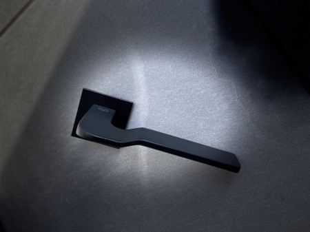 Klamka Bali KBLA S BOO szyld kwadratowy slim Italian Design