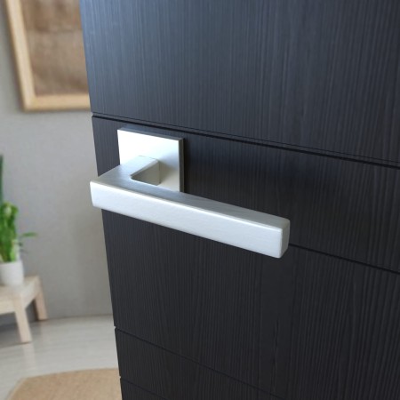 Klamka Stella KSTE S M7OO chrom mat szyld kwadratowy slim Italian Design