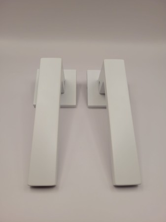 Klamka Warna FIT biała szyld kwadratowy VDS