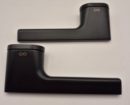 Klamka LUKKA KLUK B00 SZYLD UKRYTY OWALNY ROT CZARNY ITALIAN DESIGN