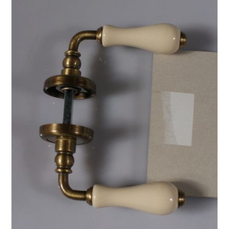 Klamka Ottocento porcelana gładka kremowa szyld okrągły brązowy przecierany