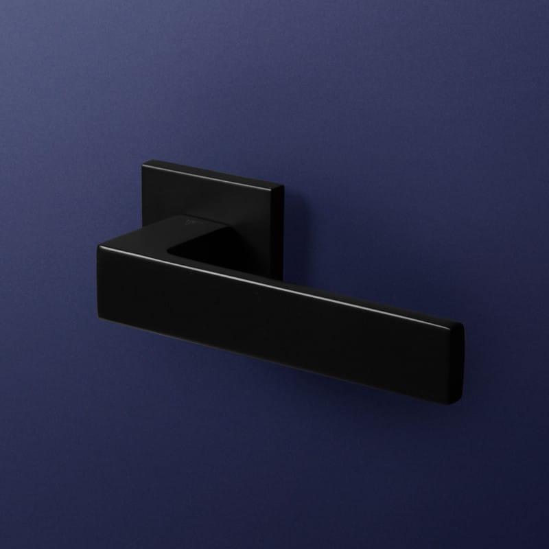 Klamka Spark Fit rozeta kwadratowa R67F czarna VDS