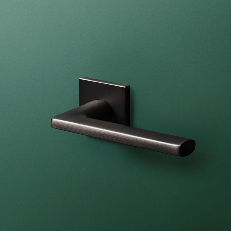 Klamka Cruz Fit rozeta kwadratowa R67F antracyt  VDS