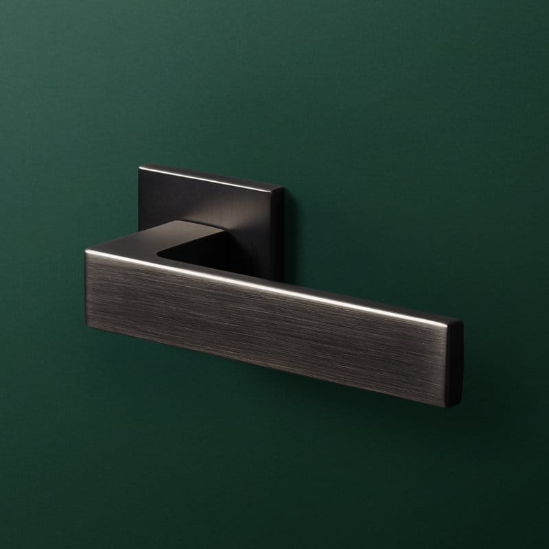 Klamka Spark Fit rozeta kwadratowa R67F antracyt VDS