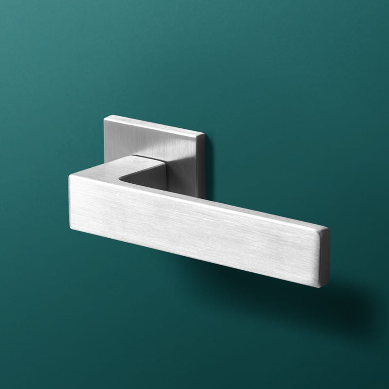 Klamka Spark Fit rozeta kwadratowa R67F chrom szczotkowany VDS